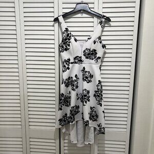 Crystal Doll Floral Strap Dress Zipper Closure Higher Hem In Front Size 3